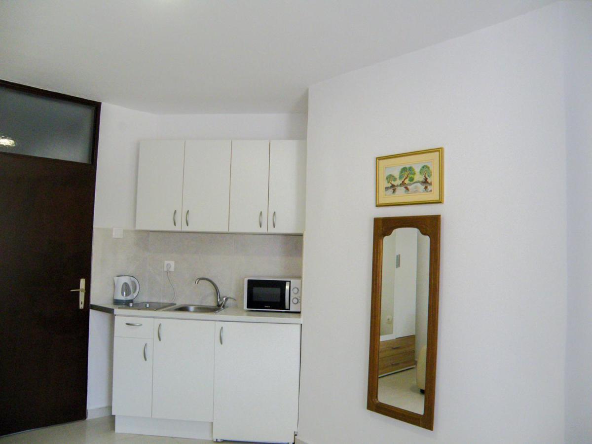 Lada Apartmani Novalja Extérieur photo