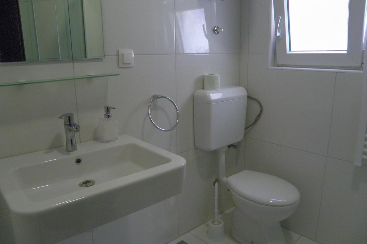 Lada Apartmani Novalja Extérieur photo