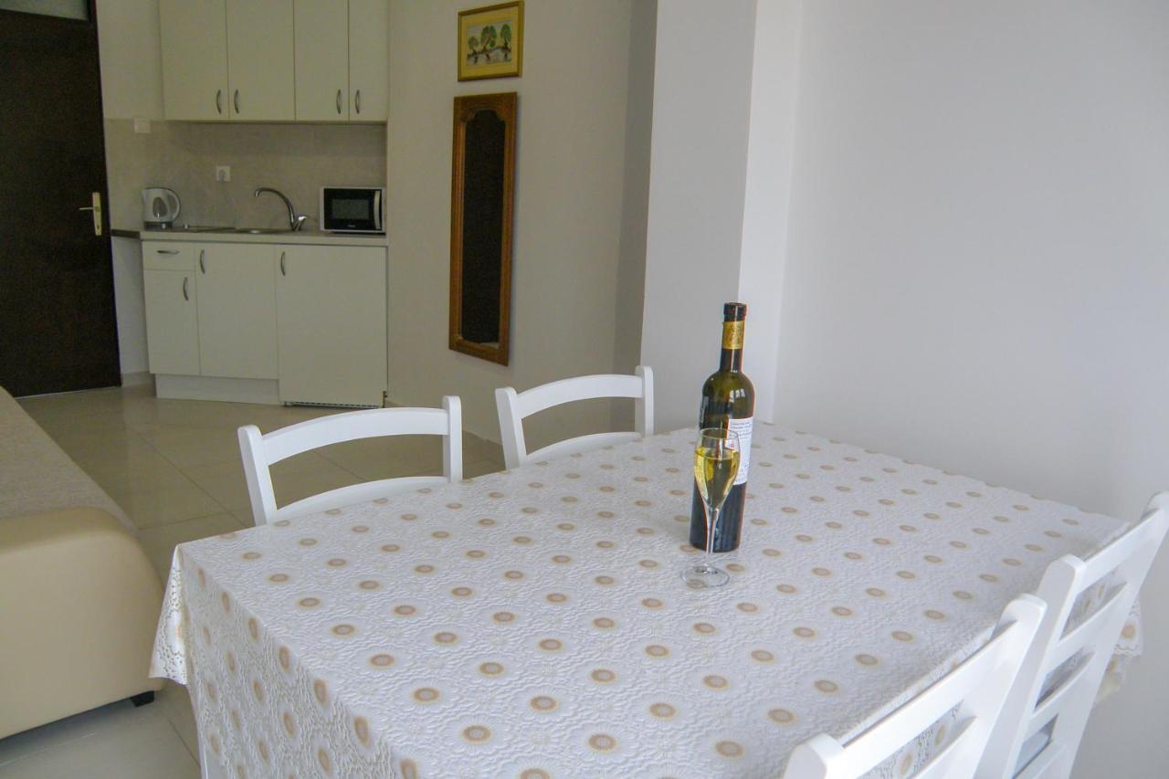 Lada Apartmani Novalja Extérieur photo