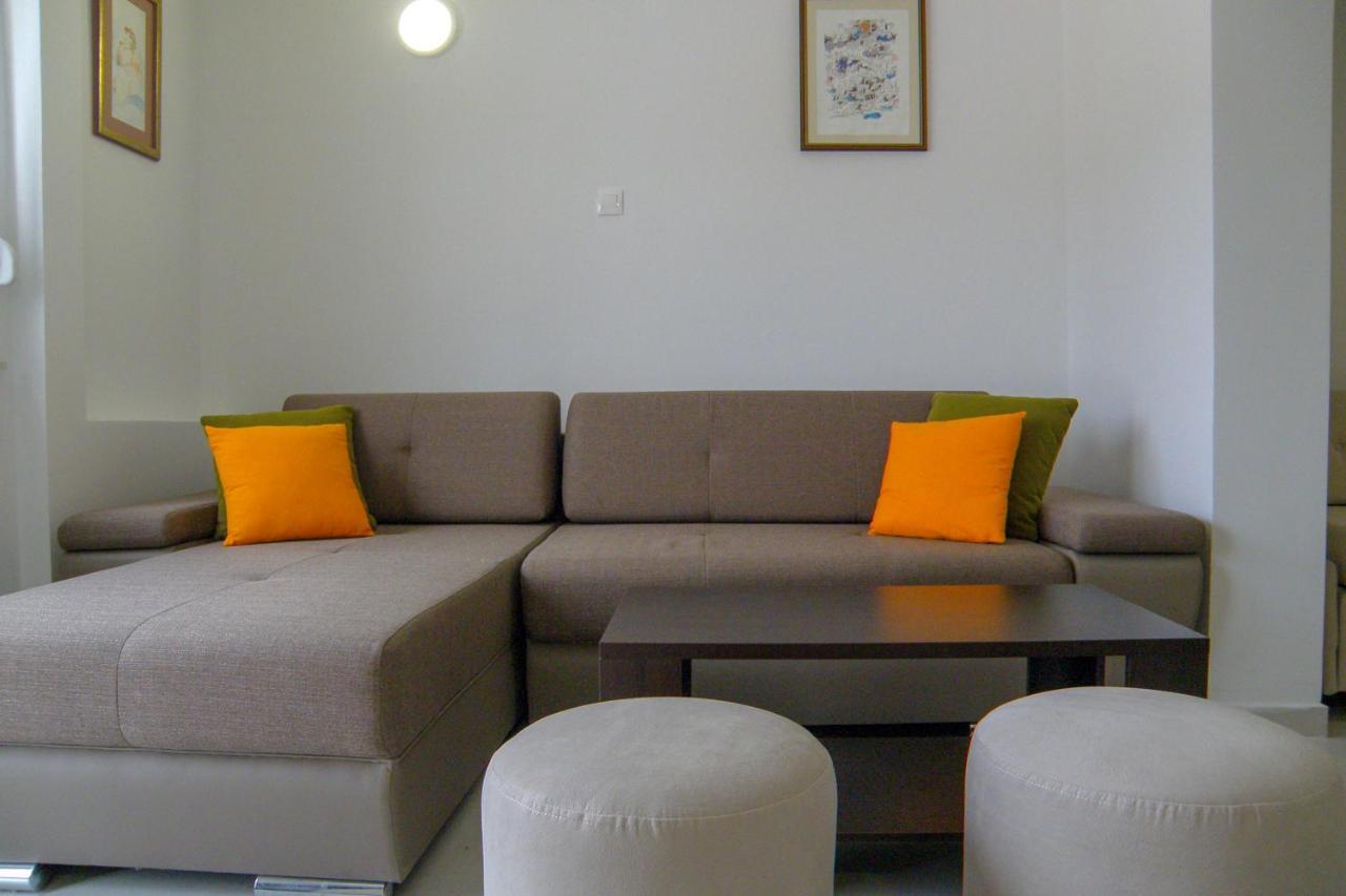 Lada Apartmani Novalja Extérieur photo