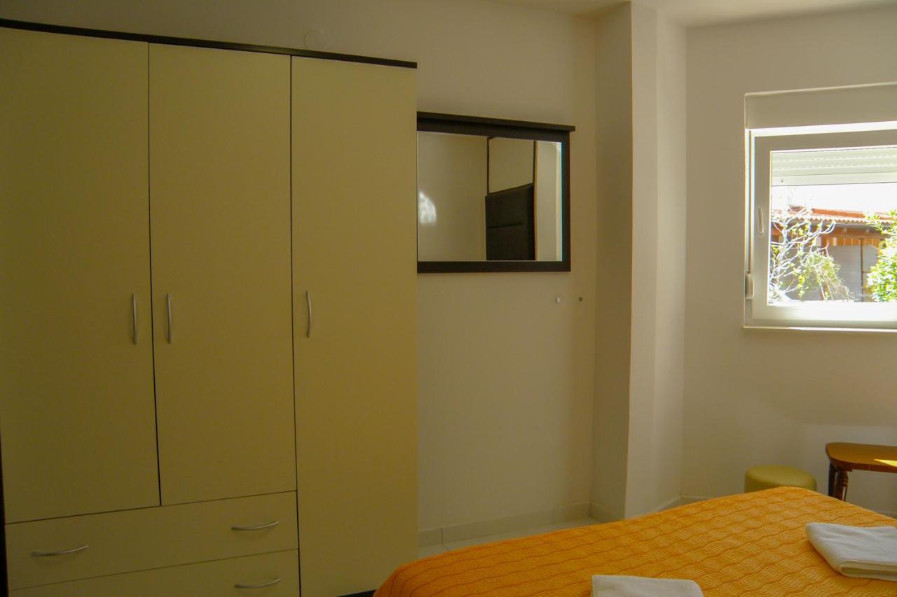 Lada Apartmani Novalja Extérieur photo